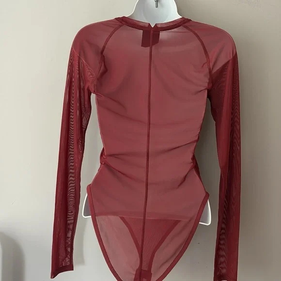 Nike Long Sleeve Mesh Bodysuit NWOT - Picture 4 of 8